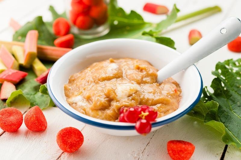 Kompot z rebarbory a jahod – recept Tefal Cook4Me+