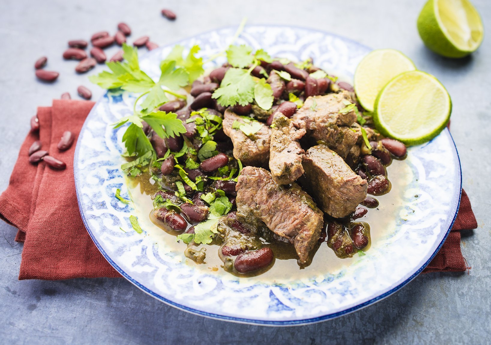 Hovězí maso v perském stylu s bylinkami – recept pro chytrý hrnec Tefal Cook4Me+