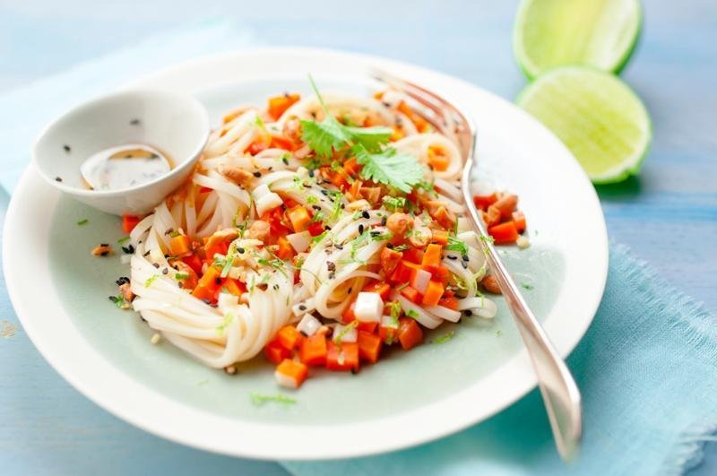 Kínai tészta surimivel – recept Tefal Cook4Me+