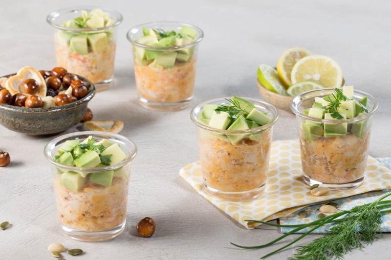 Letní francouzská pomazánka s krevetami a avokádem – recept pro chytrý multifunkční hrnec Tefal Cook4me+ CY8511