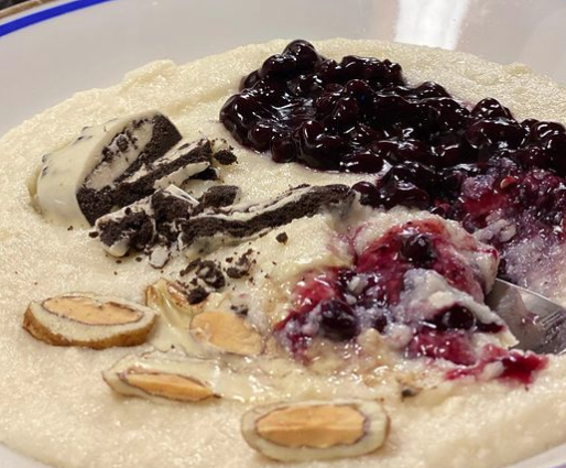 Proteinová krupicová kaše – recept od @simkul98 na Tefal pánvi Unlimited