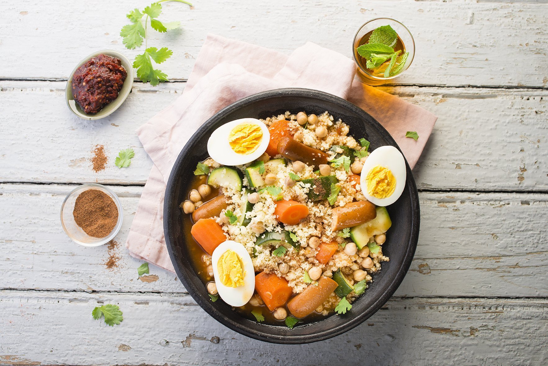 Kuskus s cizrnou a vajíčkem natvrdo – recept v chytrém multifunkčním hrnci Tefal Cook4me+