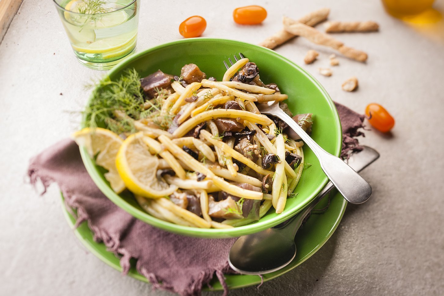 Máslové fazole s olivami – recept v chytrém multifunkčním hrnci Tefal Cook4me+