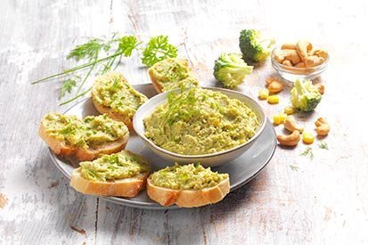 Brokolicová pomazánka s bylinkami – recept pro varný kuchyňský robot Tefal Click and Cook