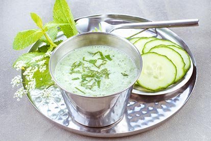 Okurková polévka s mátou – recept pro varný kuchyňský robot Tefal Click and Cook