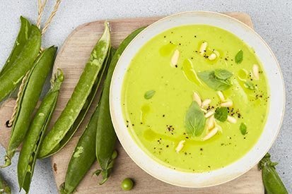 Hráškový krém s ricottou a bazalkou – recept pro varný kuchyňský robot Tefal Click and Cook