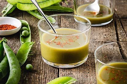 Celerová polévka s hlívou a špenátem – recept pro varný kuchyňský robot Tefal Click and Cook