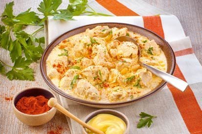 Krůtí kousky v hořčičné omáčce – recept pro varný kuchyňský robot Tefal Click and Cook