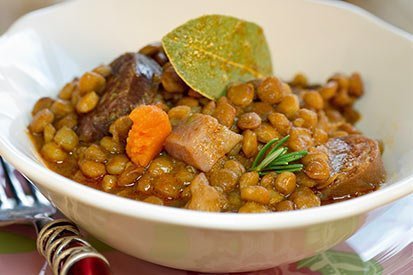 Solené vepřové maso s čočkou – recept pro varný kuchyňský robot Tefal Click and Cook