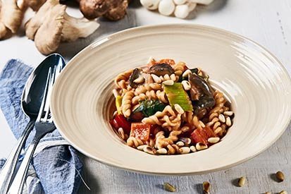 Těstoviny s pórkem a houbami – recept pro varný kuchyňský robot Tefal Click and Cook