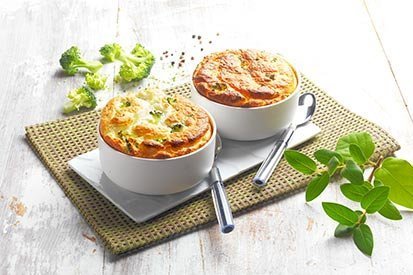 Brokolicové suflé s kozím sýrem – recept pro varný kuchyňský robot Tefal Click and Cook