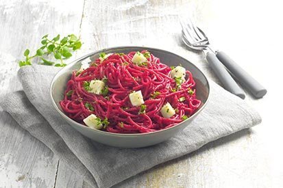 Růžové řepové špagety – recept pro varný kuchyňský robot Tefal Click and Cook