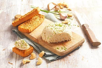 Veganský sýr s česnekem a pažitkou – recept pro varný kuchyňský robot Tefal Click and Cook