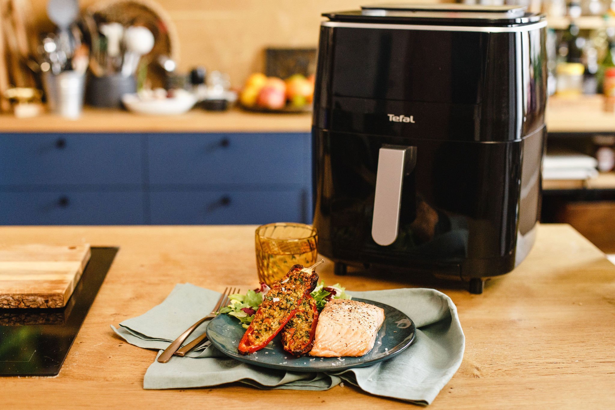 Gőzölt lazac töltött, grillezett paprikával