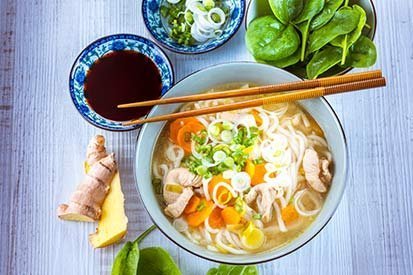 Kuřecí ramen se zeleninou – recept pro varný kuchyňský robot Tefal Click and Cook