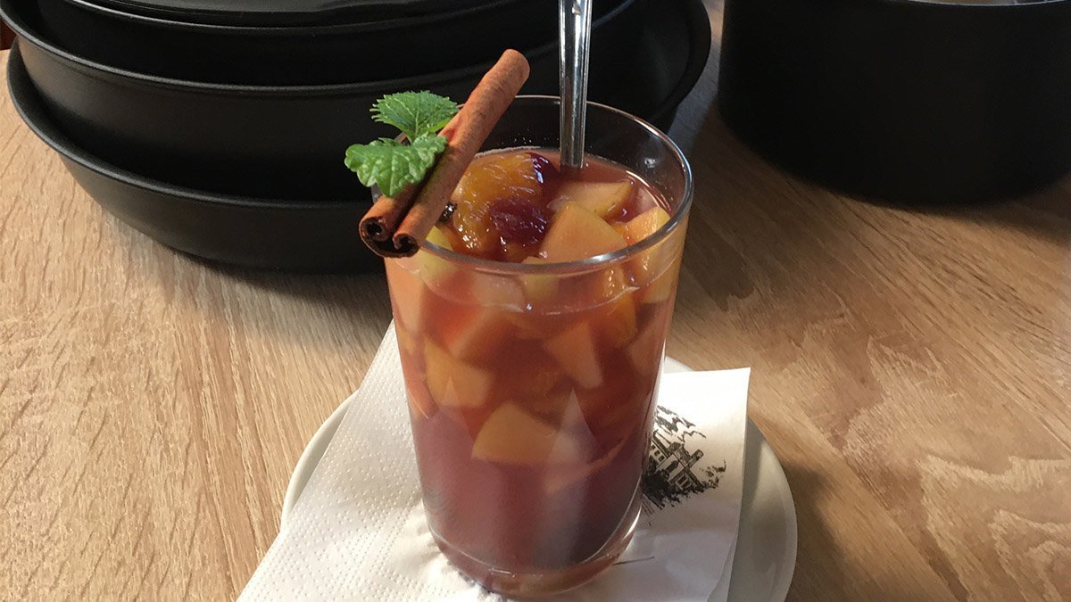 Vánoční recept 2022 – Vánoční punč s pomerančem, jablky a koňakem #TefalVanocniRecepty