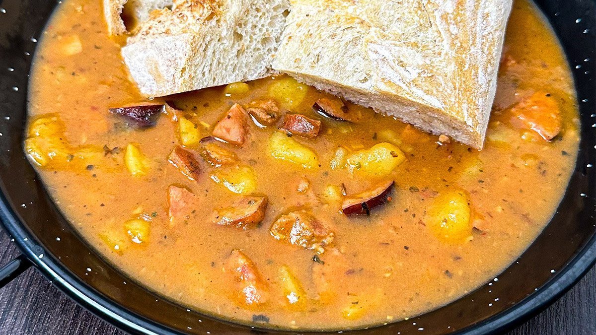 Bramborový guláš od Davida v kuchyni @davidvkuchyni