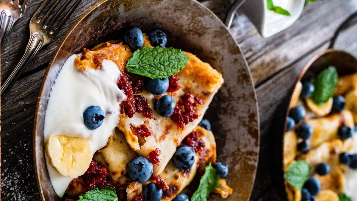 Proteinové ovesné palačinky s řeckým jogurtem a džemem – palačinkový den #palacinkytefal