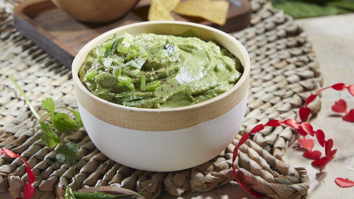 Thai zöld guacamole curryvel – Valentin napi recept a Tefal Perfectmix Cook Steam többfunkciós asztali turmixgéphez