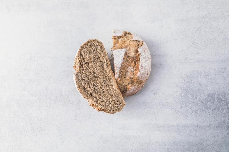 Gabonakenyér tészta – A Tefal Coach Black QB900838 konyhai robotgép receptje