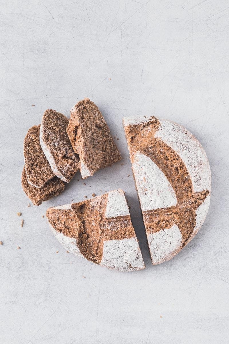 Teljes kiőrlésű kenyértészta – A Tefal Coach Black QB900838 konyhai robotgép receptje