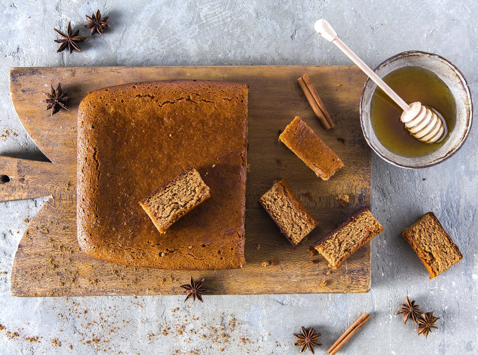 Gyors mézeskalács – A Tefal Coach Black QB900838 konyhai robotgép receptje