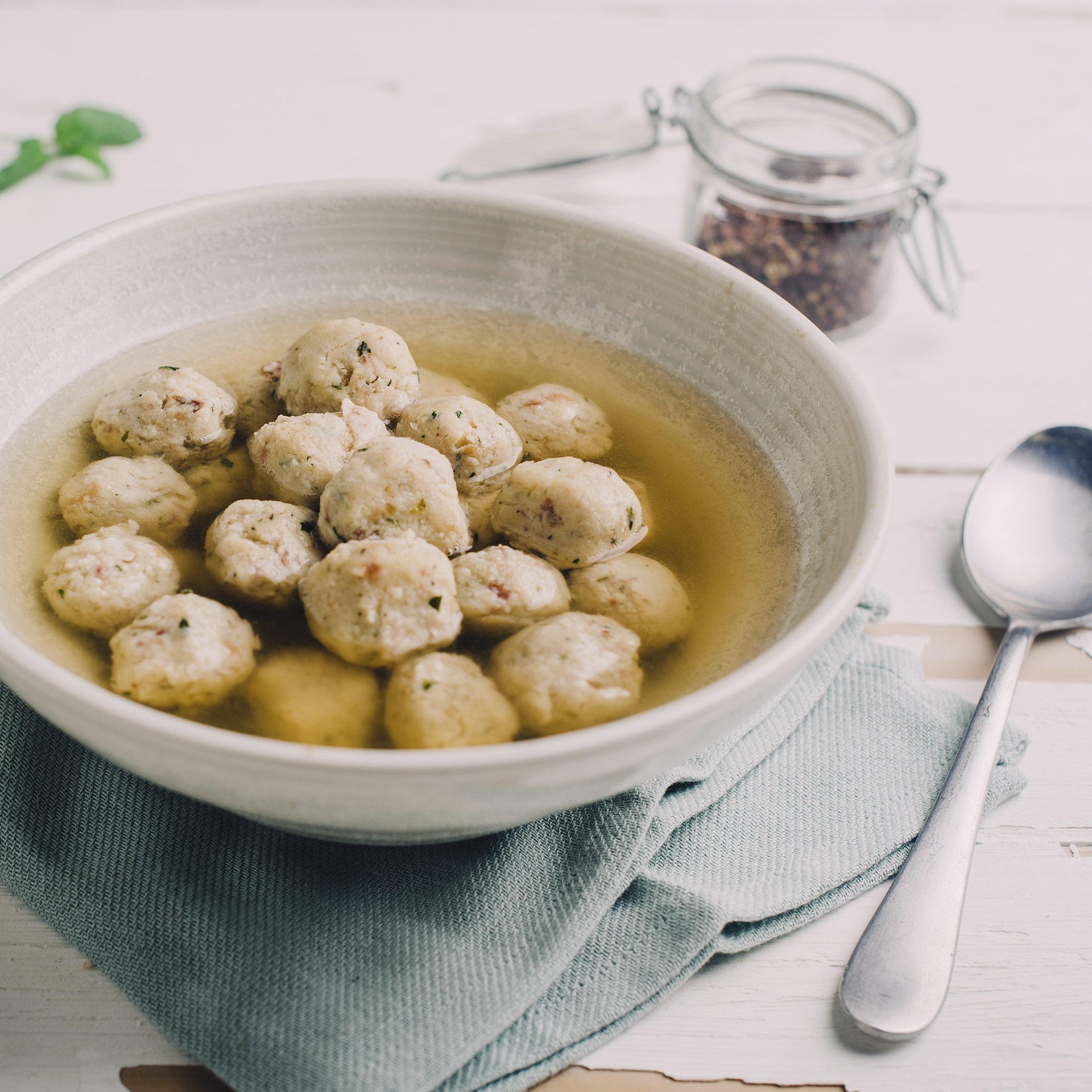 Tiroli gombóc – A Tefal Coach Black QB900838 konyhai robotgép receptje