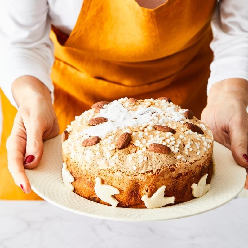 Italská velikonoční brioška (Colomba di pasqua) – horkovzdušná fritéza 3 v 1 EASY FRY & STEAM FW201