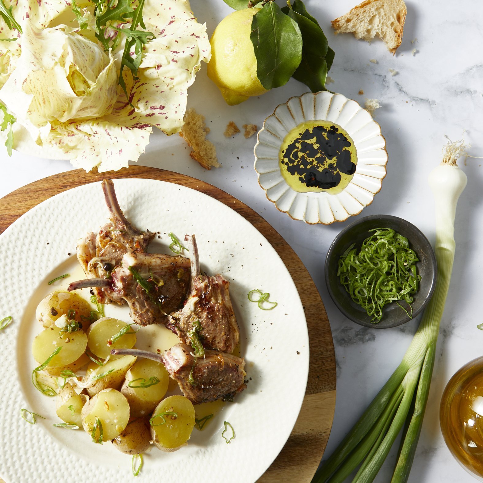 Jehněčí kotlety marinované v italském koření.jpg