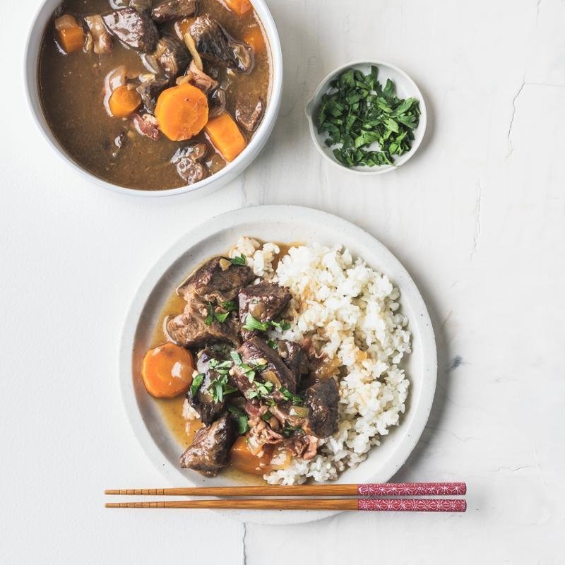 Hovězí guláš na japonský způsob – japonský recept pro Multifunkční elektrický tlakový hrnec Tefal Cook4Me+ Touch CY912831