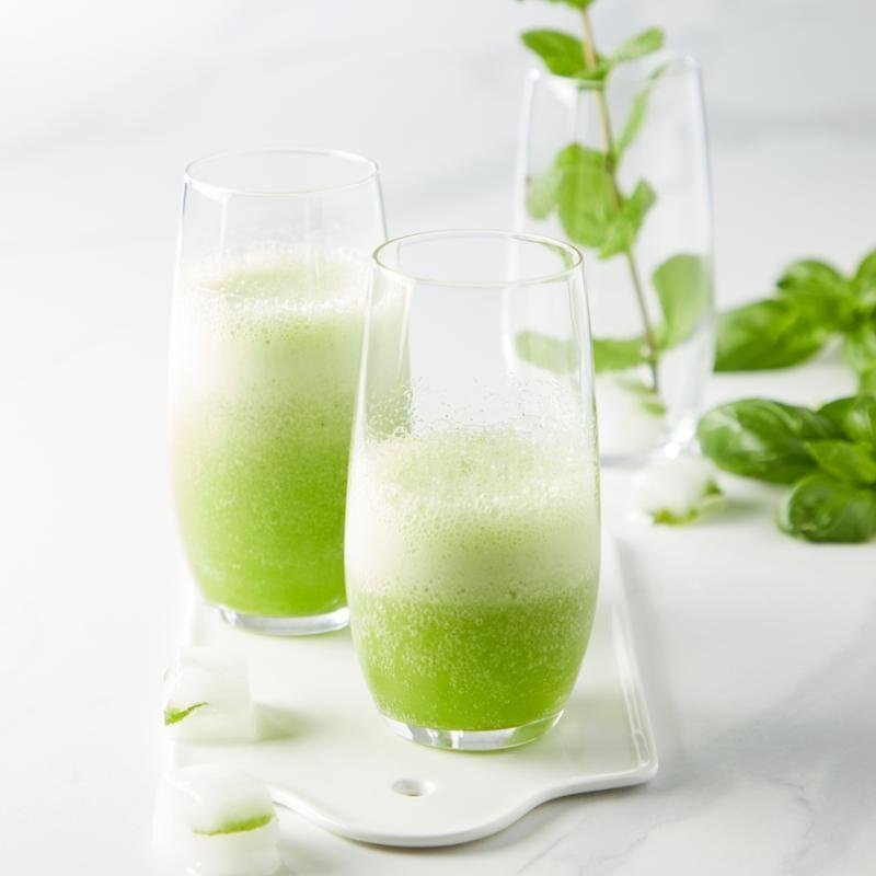 Limonáda z čerstvého zázvoru a bylinek – japonský recept pro varný mixér Tefal Perfectmix Cook