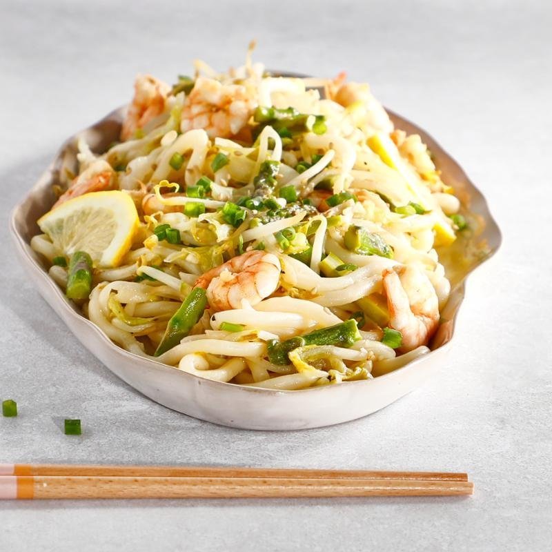 Restované nudle se zeleninou a mořskými plody (japonské Yakisoba) – Tefal Ingenio