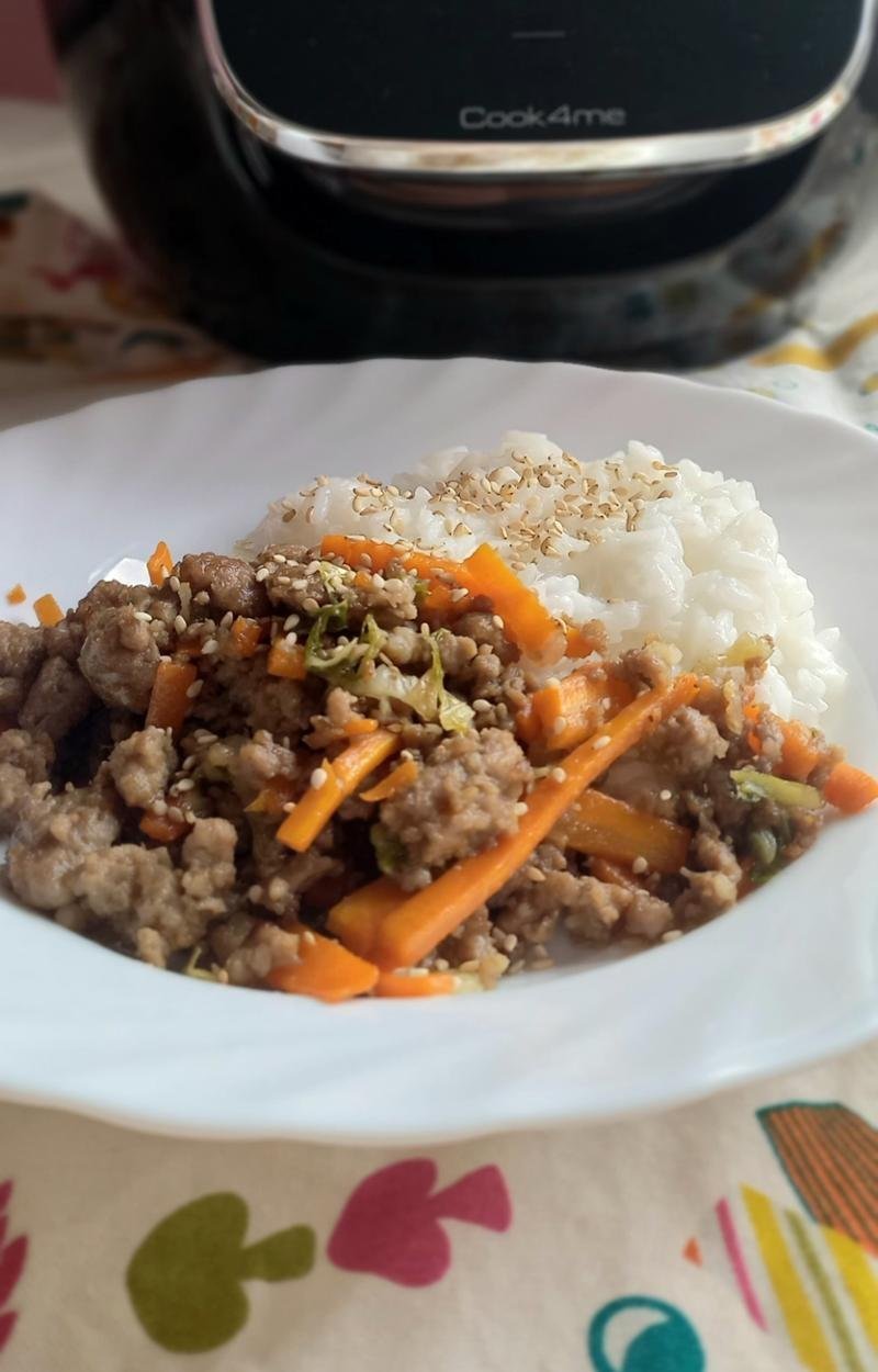 Gyors kínai stílusú húskeverék – Tefal Cook4Me+ multifunkciós elektromos kukta