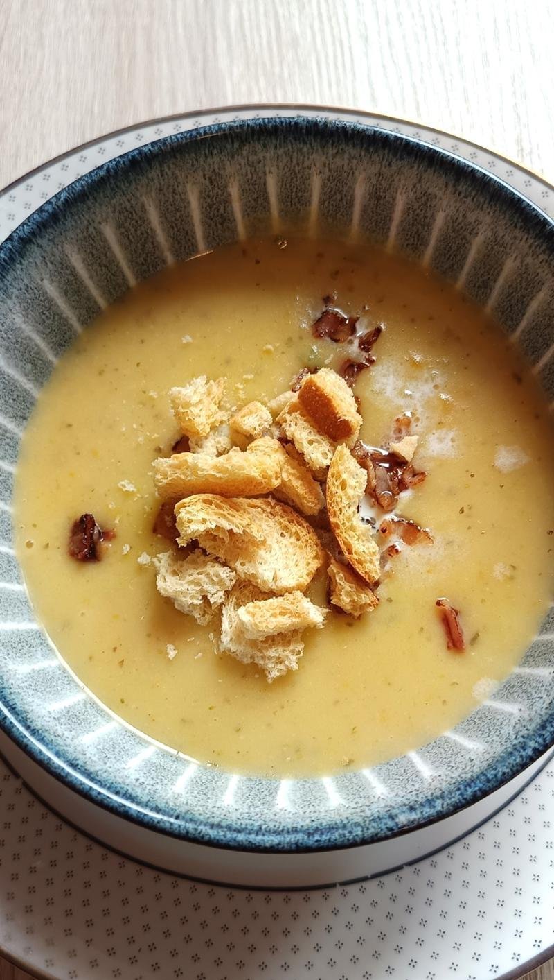 Krémová bramborová polévka – recept pro Multifunkční elektrický tlakový hrnec Tefal Cook4Me+ Touch CY912831