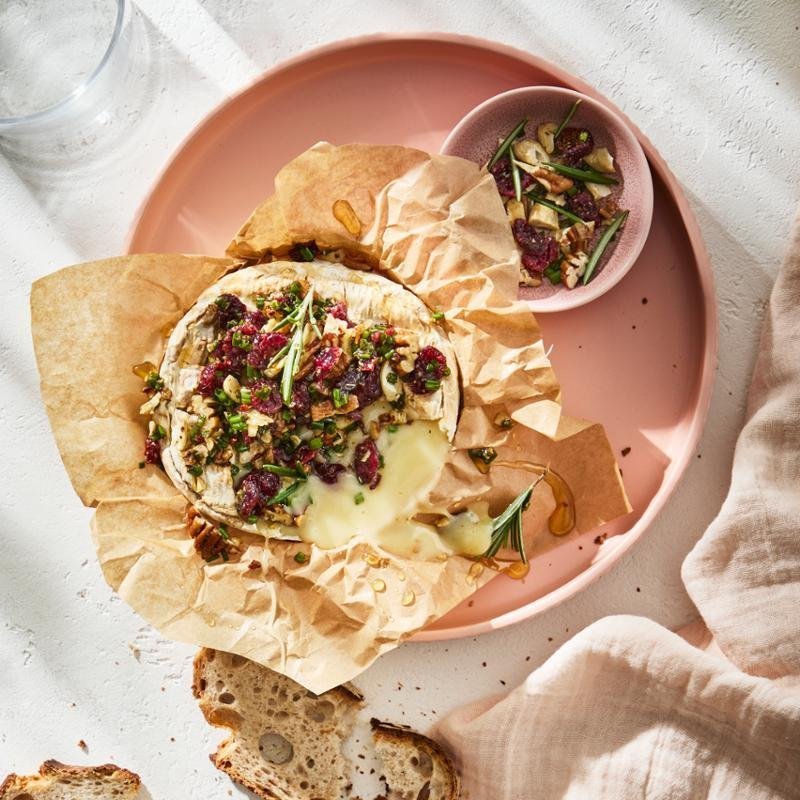 Pečený camembert s brusinkami – Zdravá horkovzdušná fritéza 3 v 1 EASY FRY & STEAM FW201