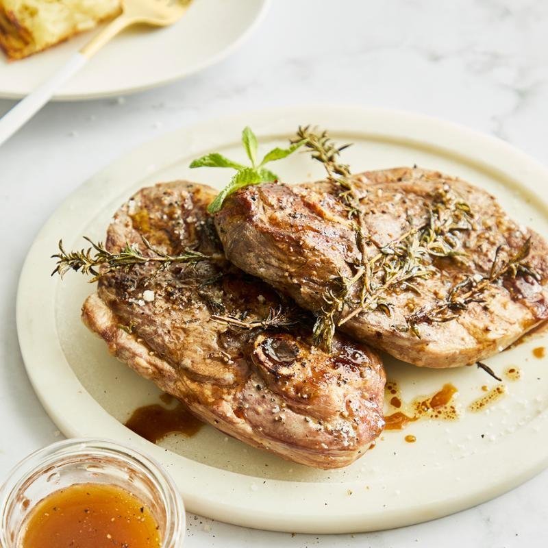 Tavaszi fűszernövényes grillezett báránysült – az Optigrill Elite XL-hez készült recept