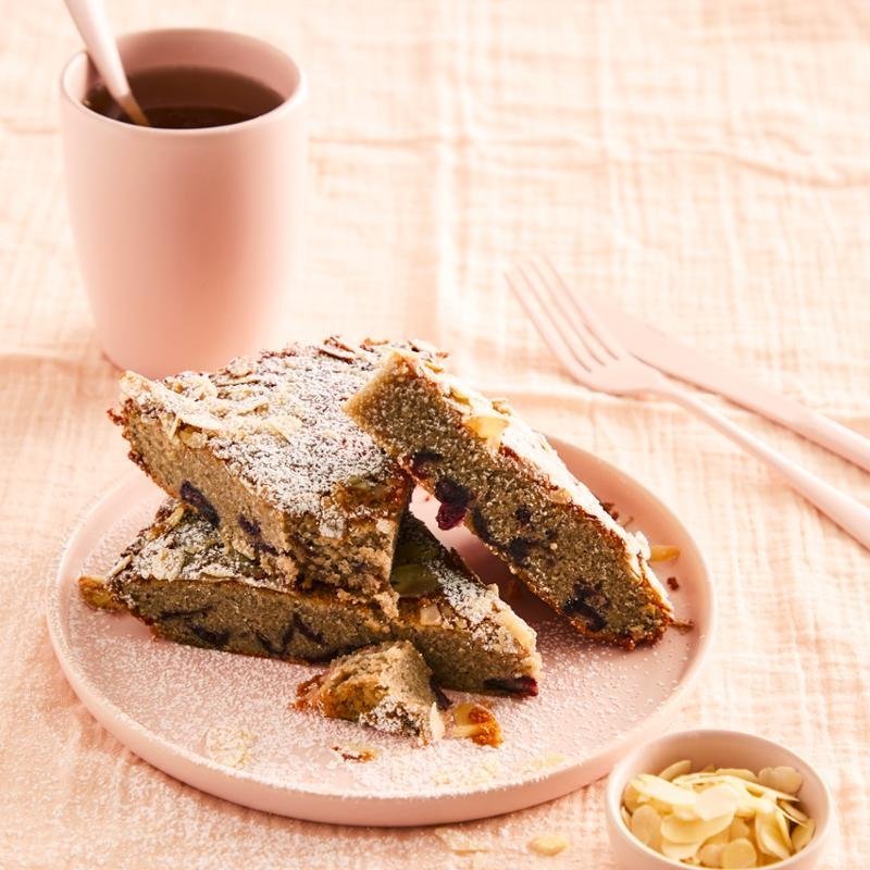 Fondánový dort s třešněmi a mandlemi  – Tefal Ingenio